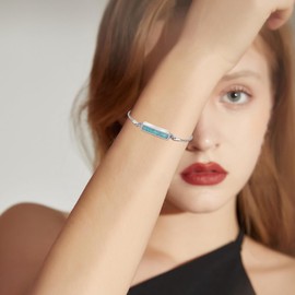 ONEFINITY Turquoise Urn Bracelet For Ashes 925 Sterling Silver Turquoise Cremation Jewelry For Ashes Keepsake Pendant Locket Bracelet For Women Mom