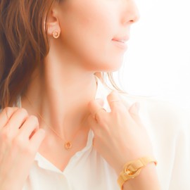 Naot Jewelry 18K Gold Stud Earrings Bubble Circle Pierce [Gift Box Included] Women's Stud Earrings (Diameter 0.5 inches (1.2 cm), Gemstone