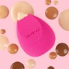 wet n wild Makeup Sponge - Low Product Absorption for