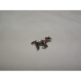 CRACKSMAN BRITISH ENGLAND CHAMPION HAND PAINTED HORSE RACING JOCKEY SILKS PIN