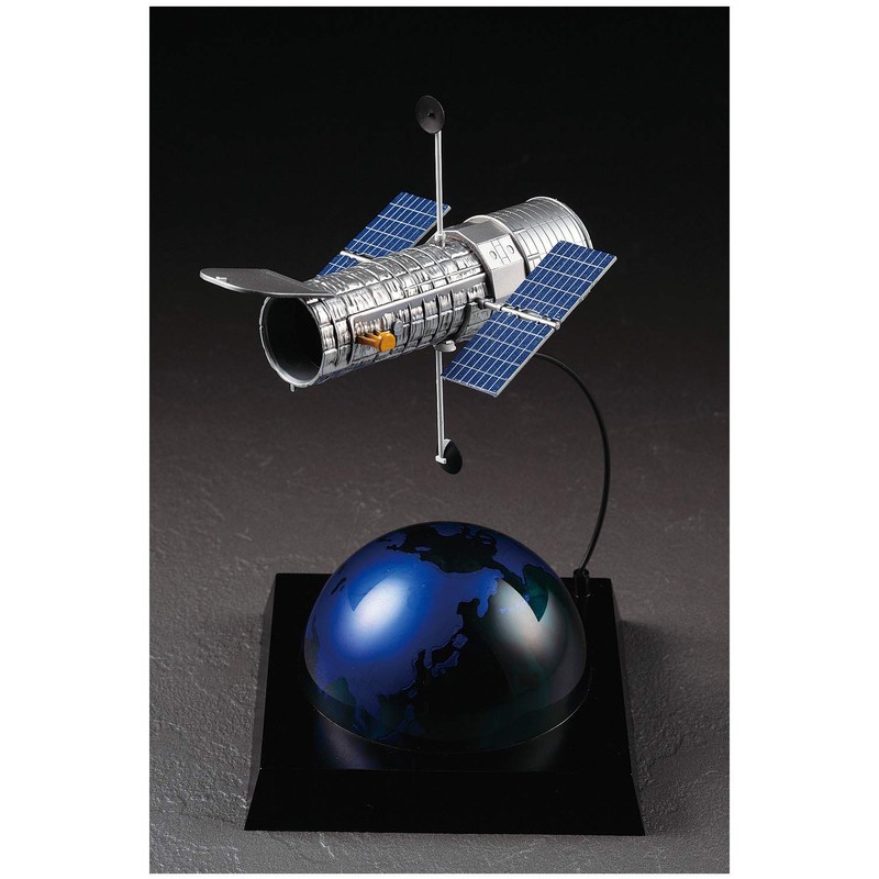 ハセガワ 1/200 スペースシャトル&ハッブル宇宙望遠鏡