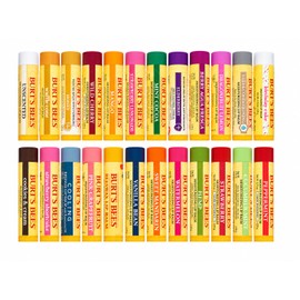 Burt's Bees Paquete de regalo variado de 12 unidades de bálsamo labial, relleno de calcetines, 12 sabores surtidos, sin duplicados, elegido al azar