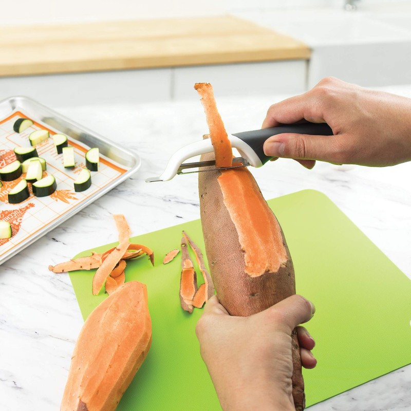 Tovolo Precision Peeler, White