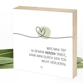 Wunderpixel® Holzbild Tief im Herzen - Andenken an Verstorbene - 15x15x2cm zum Hinstellen/Aufhängen, echter Fotodruck mit Spruch auf Holz - Wand-Bild Aufsteller - zur Erinnerung als Trost-spender