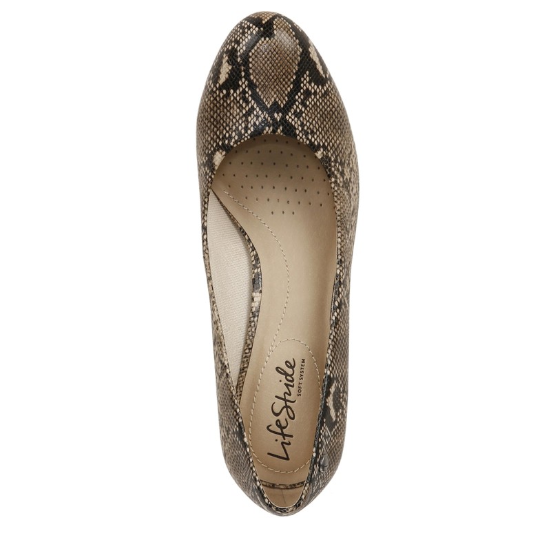 LifeStride Womens Parigi Pump Hazelnut Snake 10 W