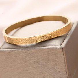 Leaocean Cuff bracelets for women Islamic Jewelry Gifts for Women Allah Gold Bangles Bracelets Ayatul Kursi Arabic Cuff Bracelet for Women Men Islam Eid Ramadan New Year Gifts (E-MB12551-GOLD)