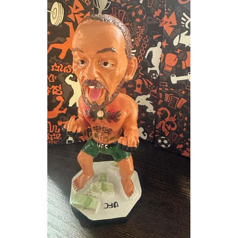 Home Decor Random 2Pack Rap Characters Ludacris/2pac/Biggie/Eazy/dog Sculptures Hip Hop