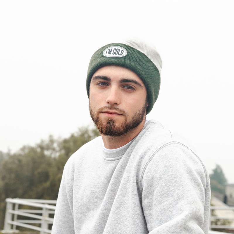 FISURA Unisex Gorro Invierno Hat, Cold, green and grey