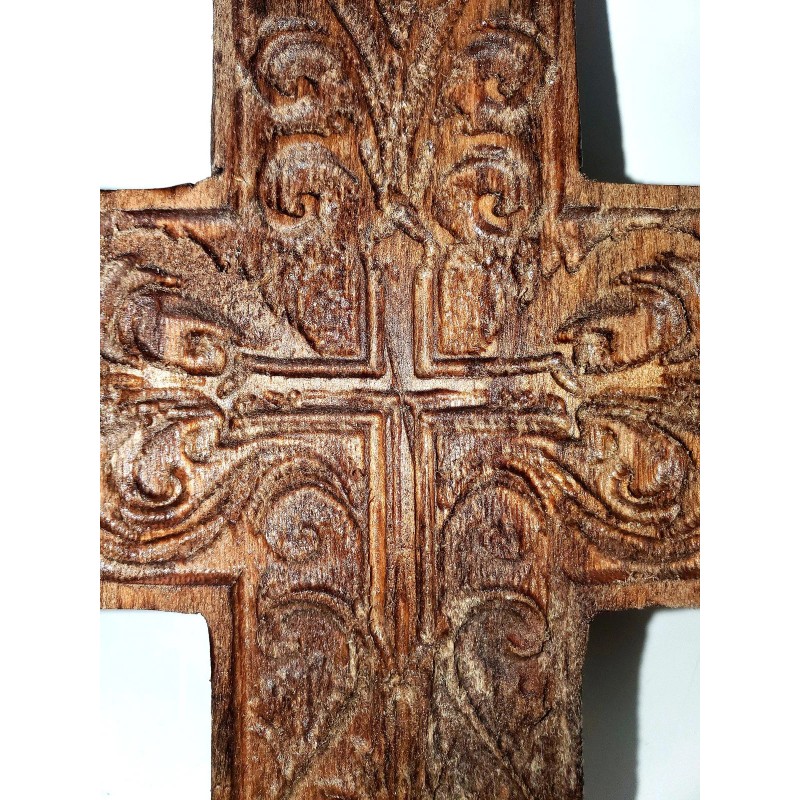 Skeeter's Row Handcrafted Wooden Cross with Intricate Carvings – Rustic