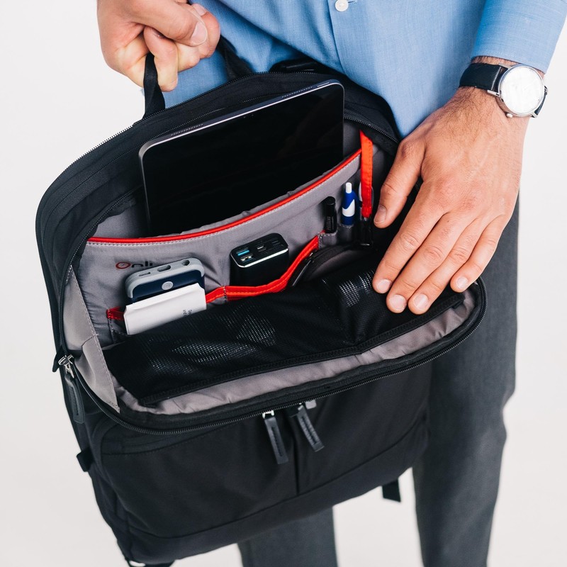 ONLI TRAVEL Trilogy Expandable Tote Pack (Zinfandel)