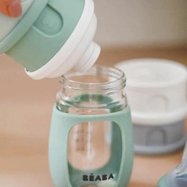BÉABA, Stackable Milk Dispenser 100% Airtight 4 Compartments Made in France Large Capacity Expandable Use Cotton White Sage Green