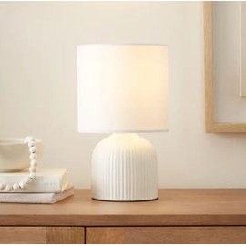 RA-HOMESTORE RA-HOMESTORE? New Small But Elegant Ribbed Ceramic Table Lamp Bedside Table Lamp Ceramic Base and Fabric Shade (25cm) (White)