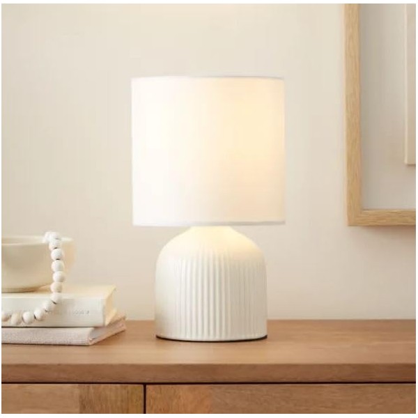 RA-HOMESTORE RA-HOMESTORE? New Small But Elegant Ribbed Ceramic Table Lamp
