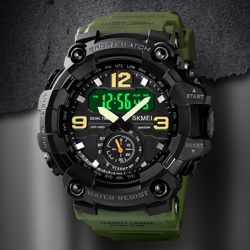 Yuxier Men's Military Watch Camouflage Sport Outdoor Waterproof Watch Date