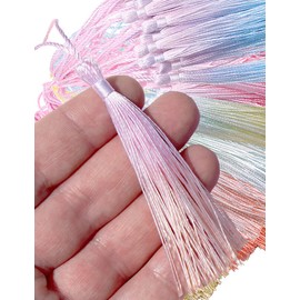 Obmre - 40 borlas de hilo sedoso con lazo de cordón, pequeñas borlas de arco iris para hacer joyas, recuerdos, decoración del hogar (rosa naranja)