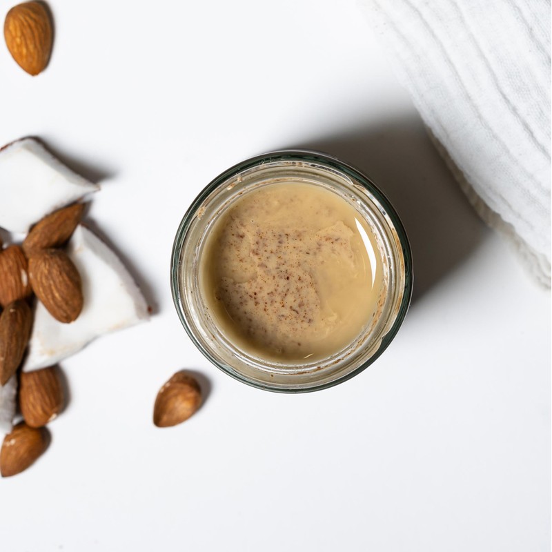 Nutural World Smooth Almond and Coconut spread 6 Oz (170g)