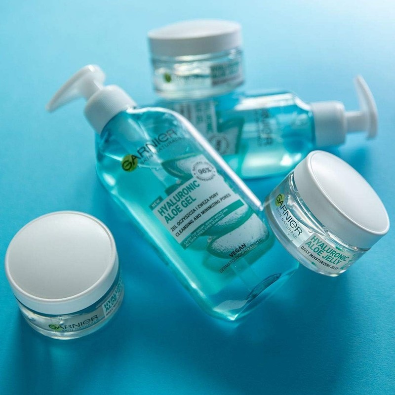 Garnier, Hyaluronic Aloe Gel Cleansing Gel for All Skin Types,