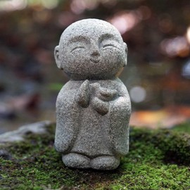 NOELAMOUR Jizo-san Figurine Mini Cute Granite Jizo Healing Buddha Statue Stone Guardian God Object H 2.3 inches (5.8 cm) (One Gassho Peace Dove)