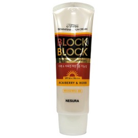 40ml UV sunscreen that is easily absorbed without a stuffy feeling. / 답답한 느낌 없이 쏙 흡수되는 자외선 선스크린 40ml