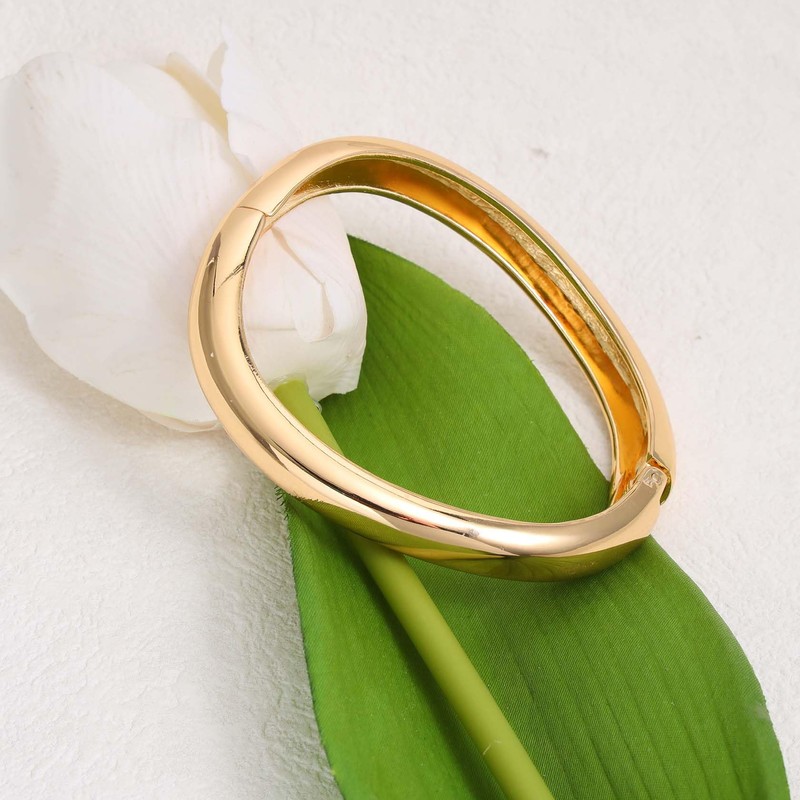 MILAKOO Gold Twisted Irregular Bracelet for Women Spiraled Oval Bangle