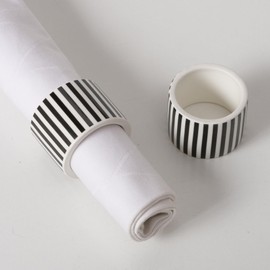BOLTZE Soho 2049573 Napkin Ring (2 Pieces, Colour: Black/White, Ceramic, L x W x H: 5 x 5 x 3.8 cm, Round, Striped, Dishwasher Safe, Napkin Holder, Table Accessories)