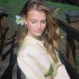 ZSPERKLA Pack of 4 Flower Hair Clips, Non-Slip Cute Hair Clips, Large Hair Clip for Women and Girls