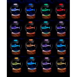 3D Shark Night Light - 3.15 Inch Crystal Ball Lamp With 16 Colors LED Wooden Base, Laser Engraving Holographic Lamp, Gift Box Packing, Birthday Toy Home Decor