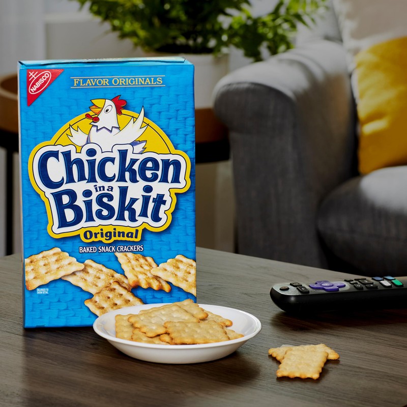 Chicken in a Biskit Original Baked Snack Crackers, Bulk Lunch