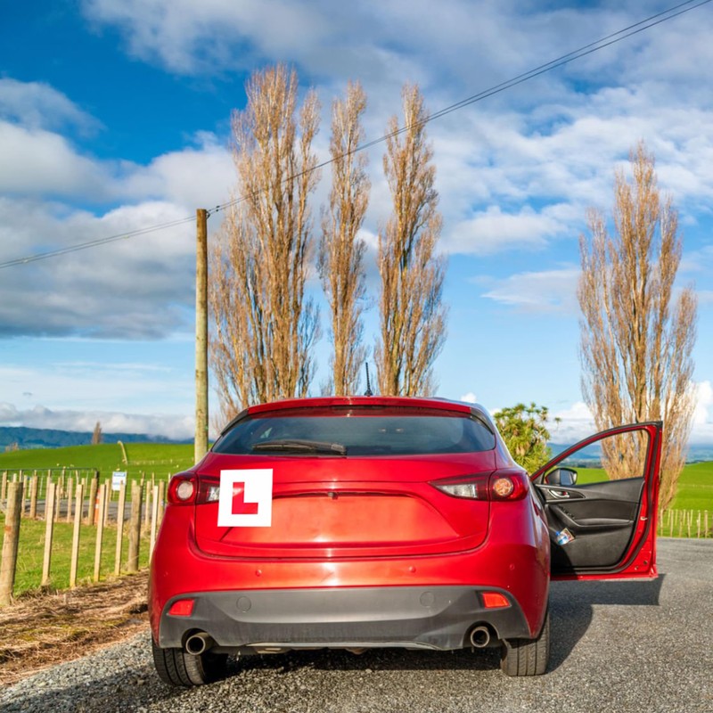 Magnetic L Plates for Learner Drivers - Set of 2