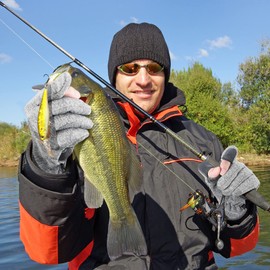 Bencailor 2 Pairs Windproof Waterproof Fingerless Gloves Men Warm Touchscreen Bicycle Gloves Men Cold Weather Winter Cycling Bike Motorcycle Touch Screen Gloves (Medium)