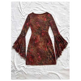 WDIRARA Women's Vintage Floral Print V Neck Dress Mesh Split Ruffle Long Bell Sleeve Dresses Red Medium