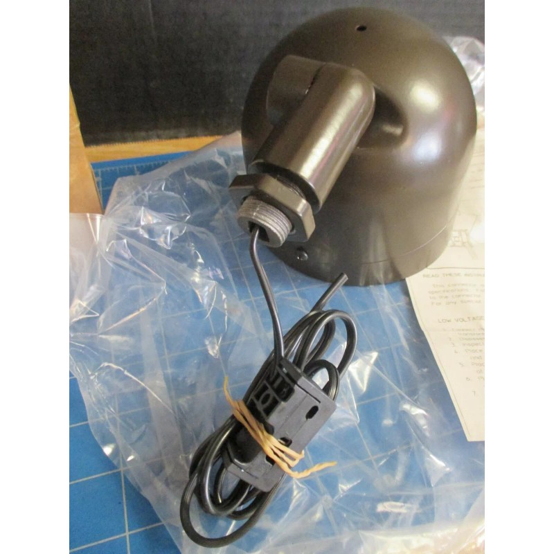 Hadco NOS HADCO 12V---75W FLOOD LANDSCAPE LIGHT NO BULB ;