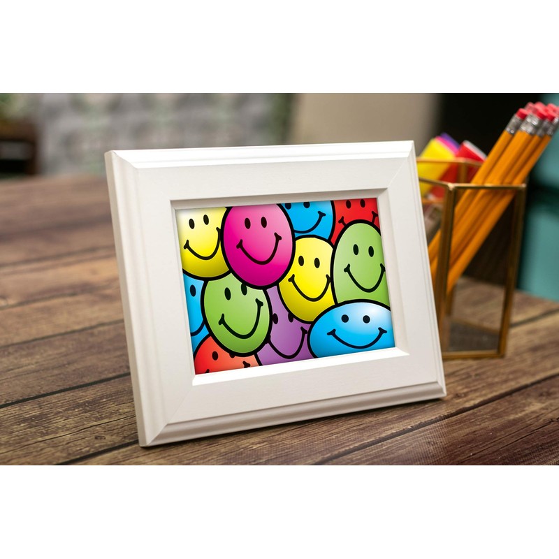 Teacher Created Resources Smiley Faces Postcards (1965)