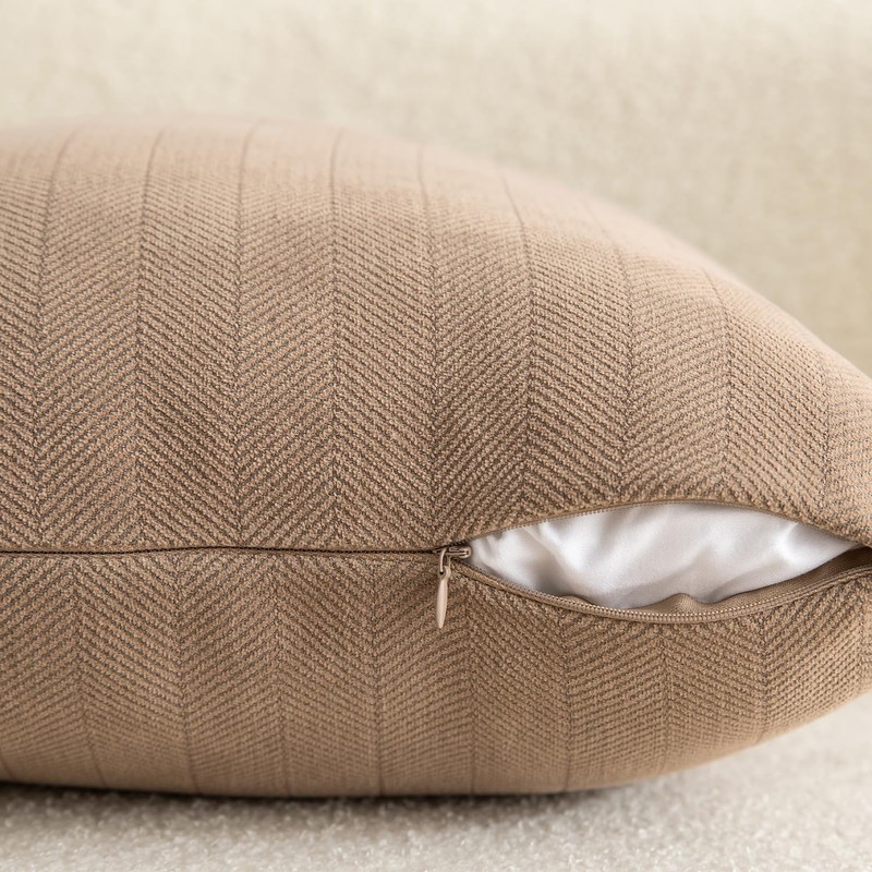 MANDIOO Pack of 2 Chenille Throw Pillow Covers Elegant Design