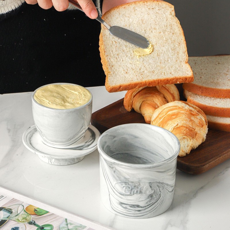 Howise Ceramic Butter Crock, 6 OZ Butter Keeper for Counter,