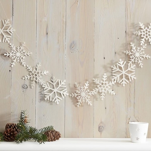Ginger Ray White Glitter Snowflake Christmas Garland Hanging Decoration Let It Snow