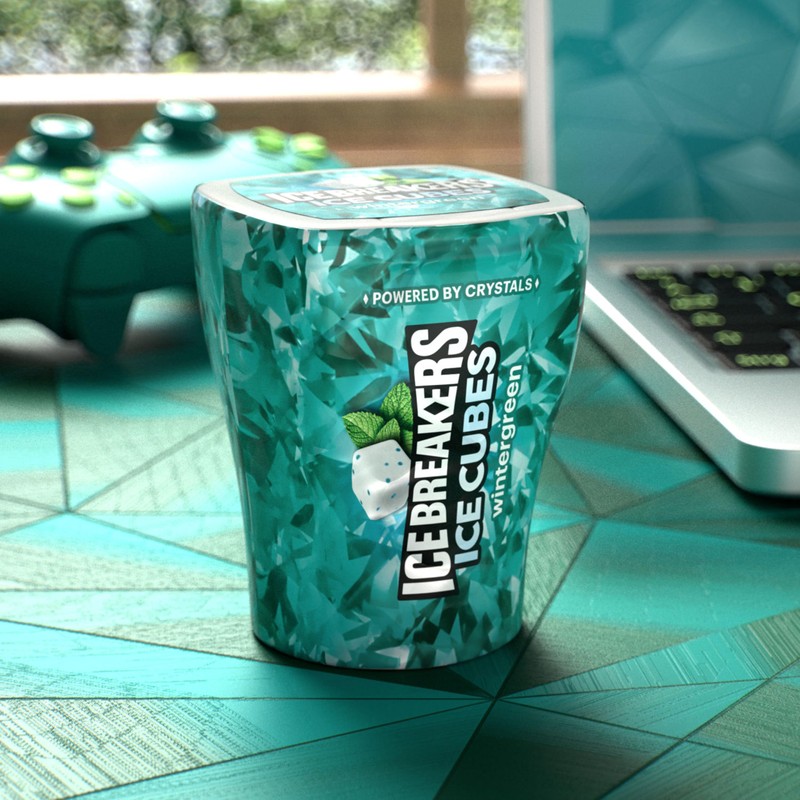 ICE BREAKERS Ice Cubes Wintergreen Flavored Sugar Free Chewing Gum