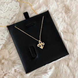 DIAMANTIO Cubic Zirconia Fleur De Lis Pendant Necklace for Women - Elegant Timeless Design, Enhanced Durability and Tarnish Resistance