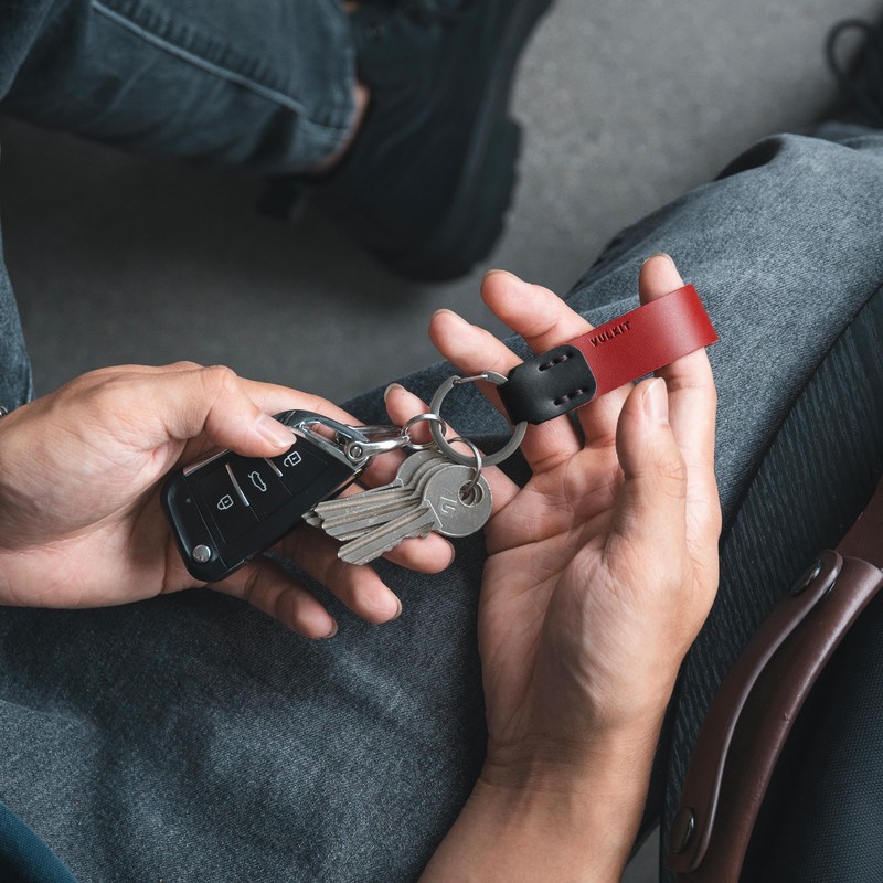 VULKIT Llavero de cuero genuino para hombres y mujeres Accesorios