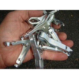 MUELLER LOT of 20 MUELLER BATTERY TEST CLIPS #46-A -- New and Unused