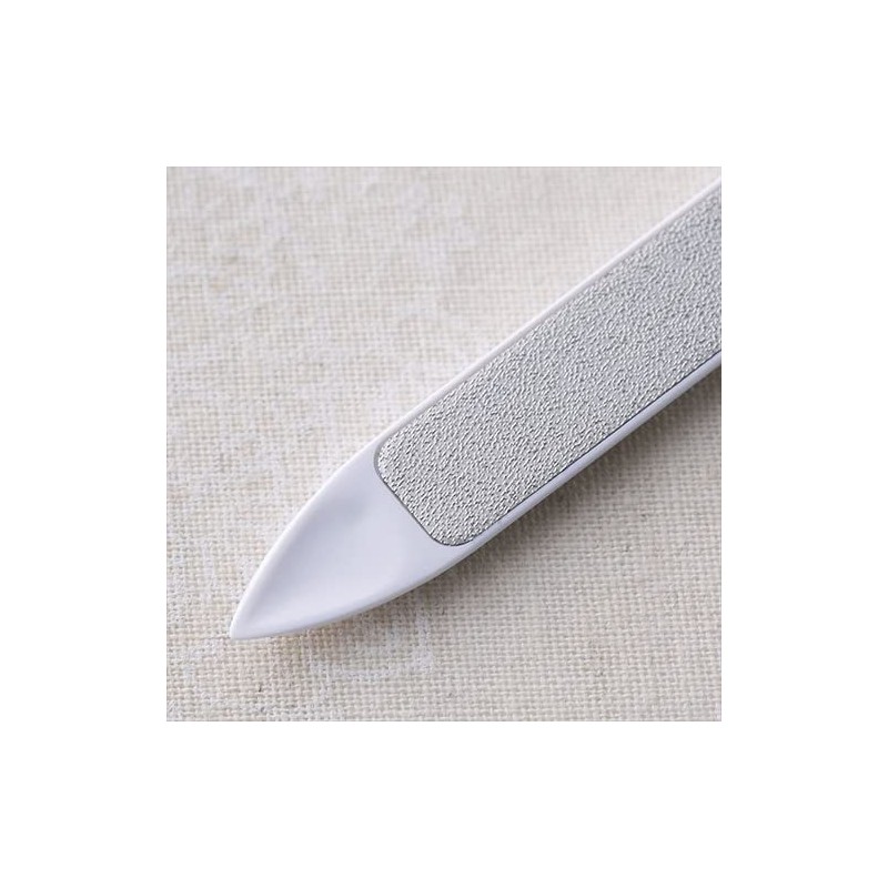 Kai Nail File with Cap