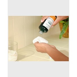 The Body Shop Vitamin C 150ml Glow Revealing Tonic enriched with AHA & Enzymes - Illuminate & Even - Vegan