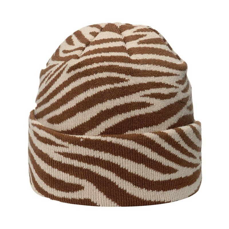 CHUYIX Women's Men's Winter Hats Cow Print Checked 1 Piece