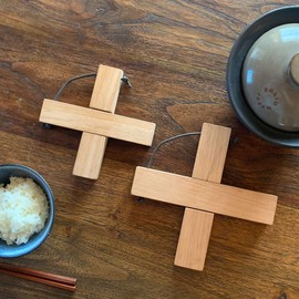 LOLO | Trivet Cross Cherry Blossom S | Teak | Made in Japan | Wooden | Outdoor |