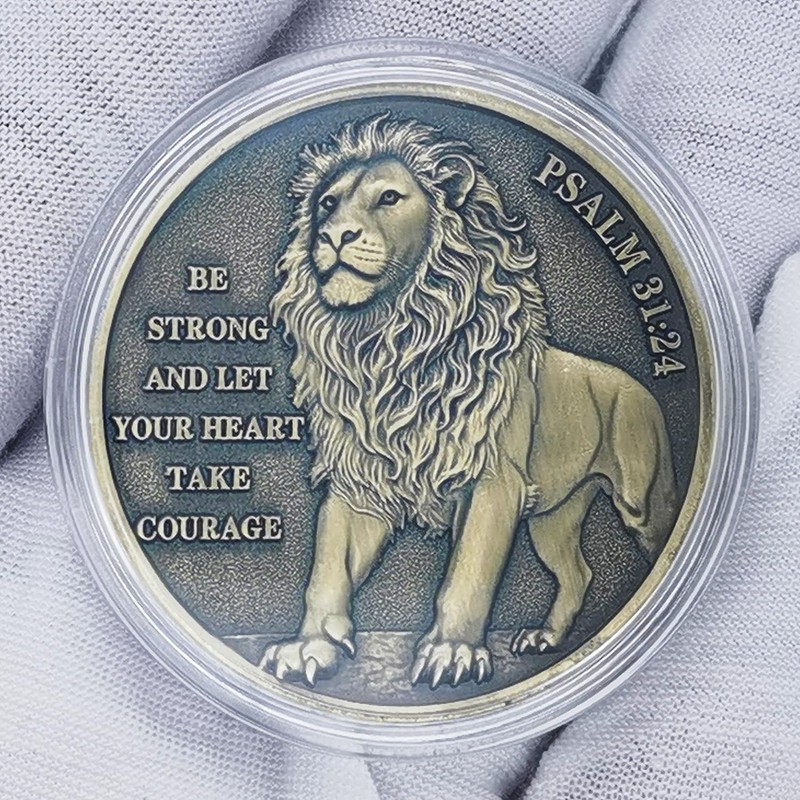 Lion Religious Challenge Coin - Psalm 31:24 & Joshua 1:9