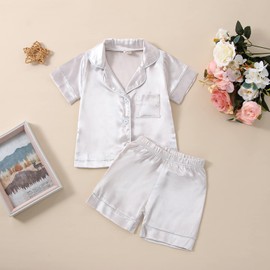 YILEEGOO Kids Silk Satin Pyjamas Set Toddler Baby Girls Boys Short Sleeve Pjs Sets Nightwear 2 Piece Button-Down Sleepwear Homewear Loungewear (Silver, 5-6 Years)