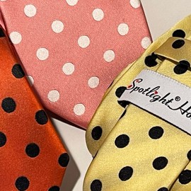 Spotlight Hosiery Men's POLKA DOTS Necktie,Light Pink/Grey