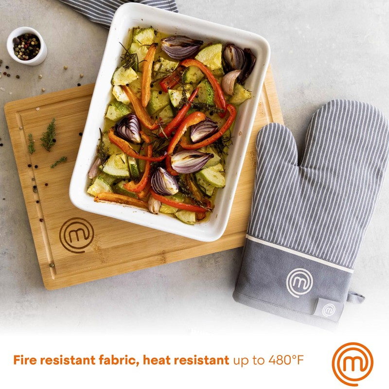 MasterChef Oven Mitts Heat Resistant, Set of 2 Baking Gloves,