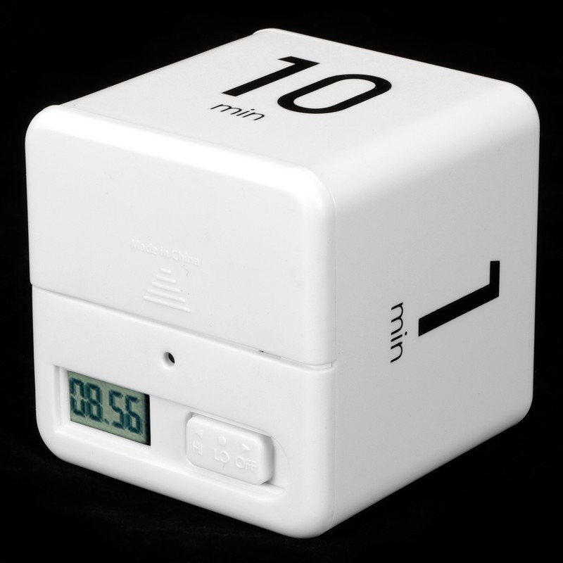 Gravity Sensor Cubic Digital Timer with Display Time Management for