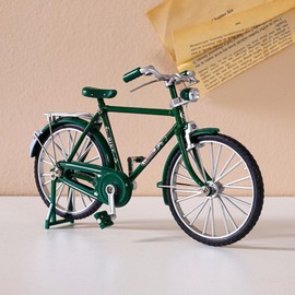 JIALINXIA Miniature Alloy Bicycle Collections Bookshelf Decor, Metal Art Home Accessories, Desk Accessories Toy Finger Bike for Collections Home Living Room Bar Coffee Ornaments (Green)
